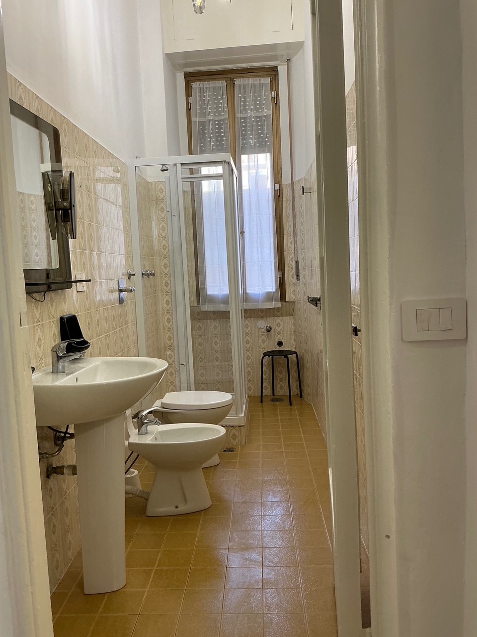 Via Forlanini 15, Scala B bagno 1