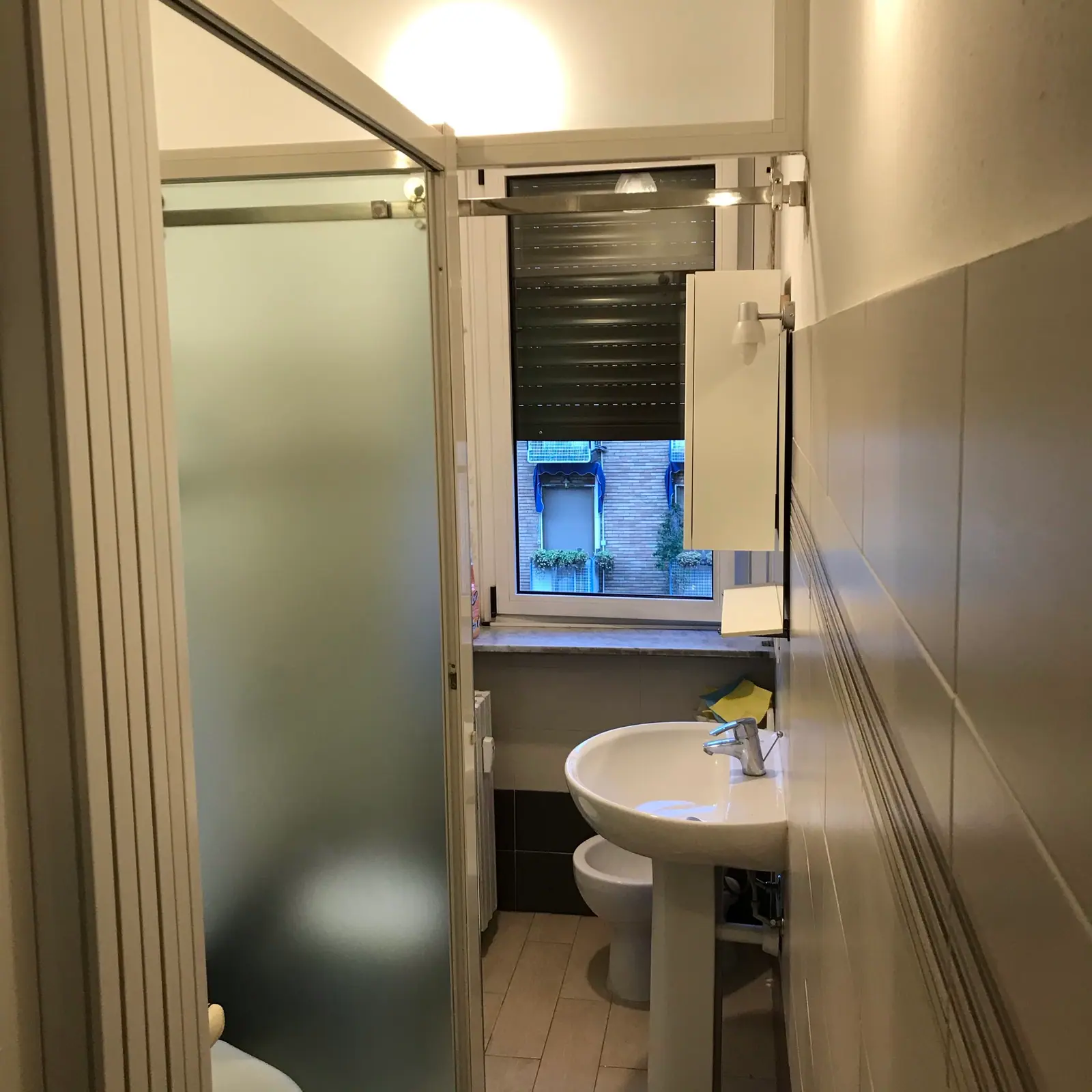 Via Strambio 19, Quinto Piano bagno