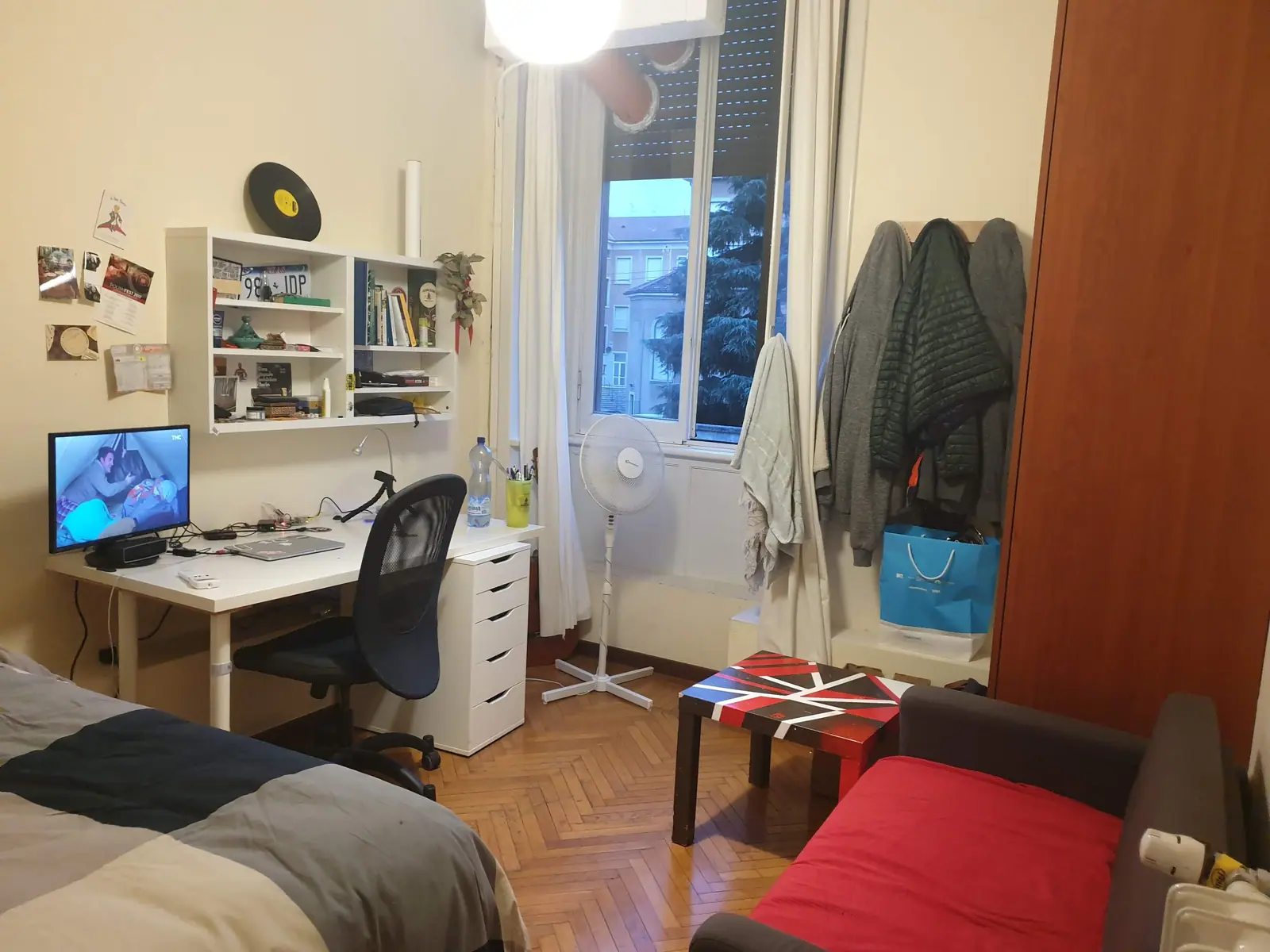 Via Forlanini 15, Scala A (Primo Piano) interno