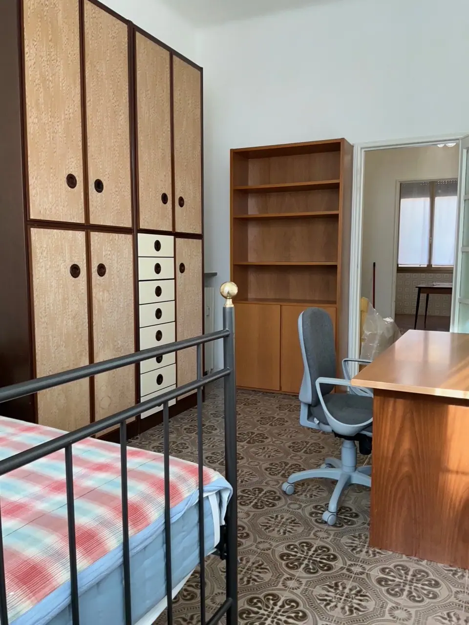 Via Forlanini 15, Scala B Camera foto 2